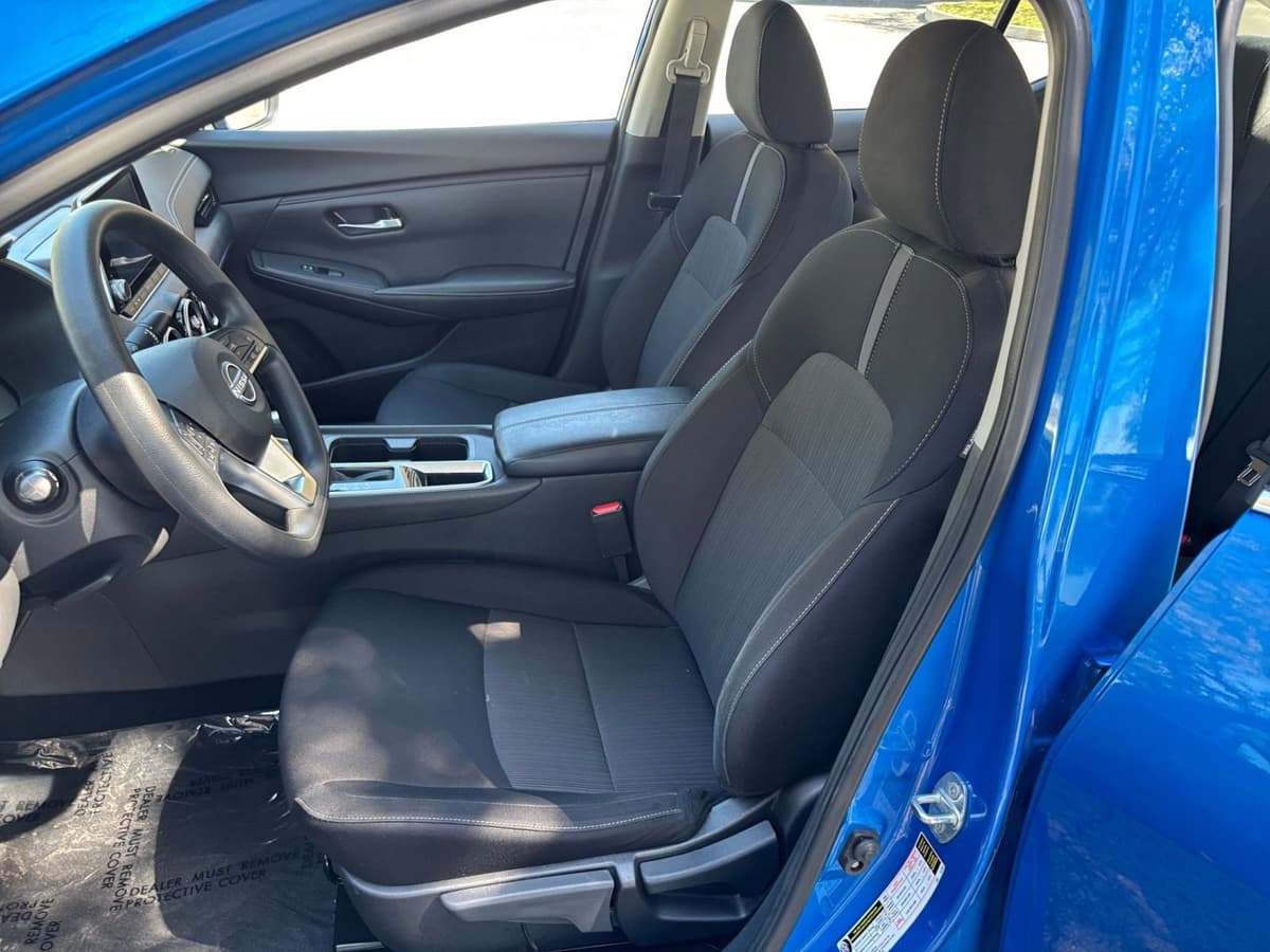 2025 Nissan Sentra - Image 31