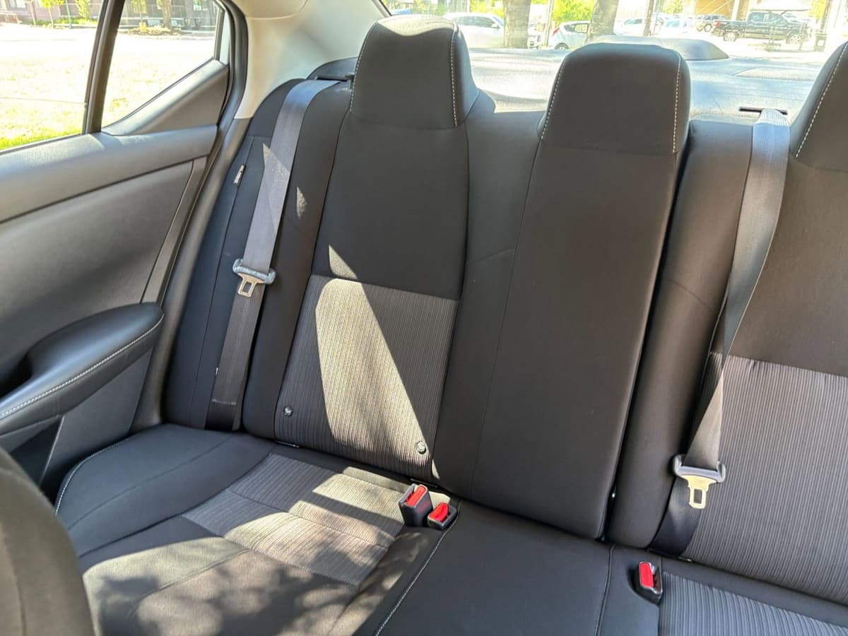 2025 Nissan Sentra - Image 34