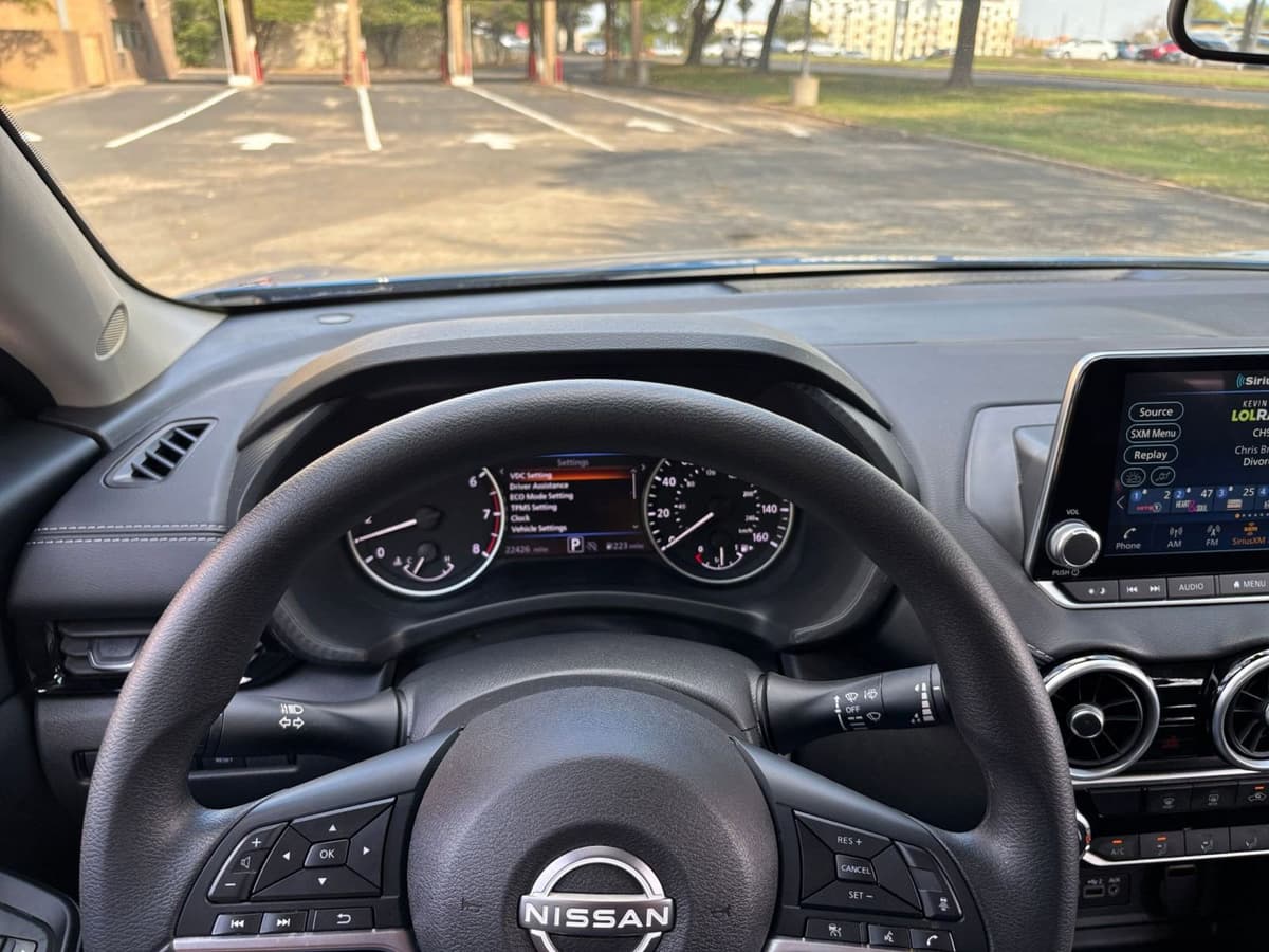 2025 Nissan Sentra - Image 29