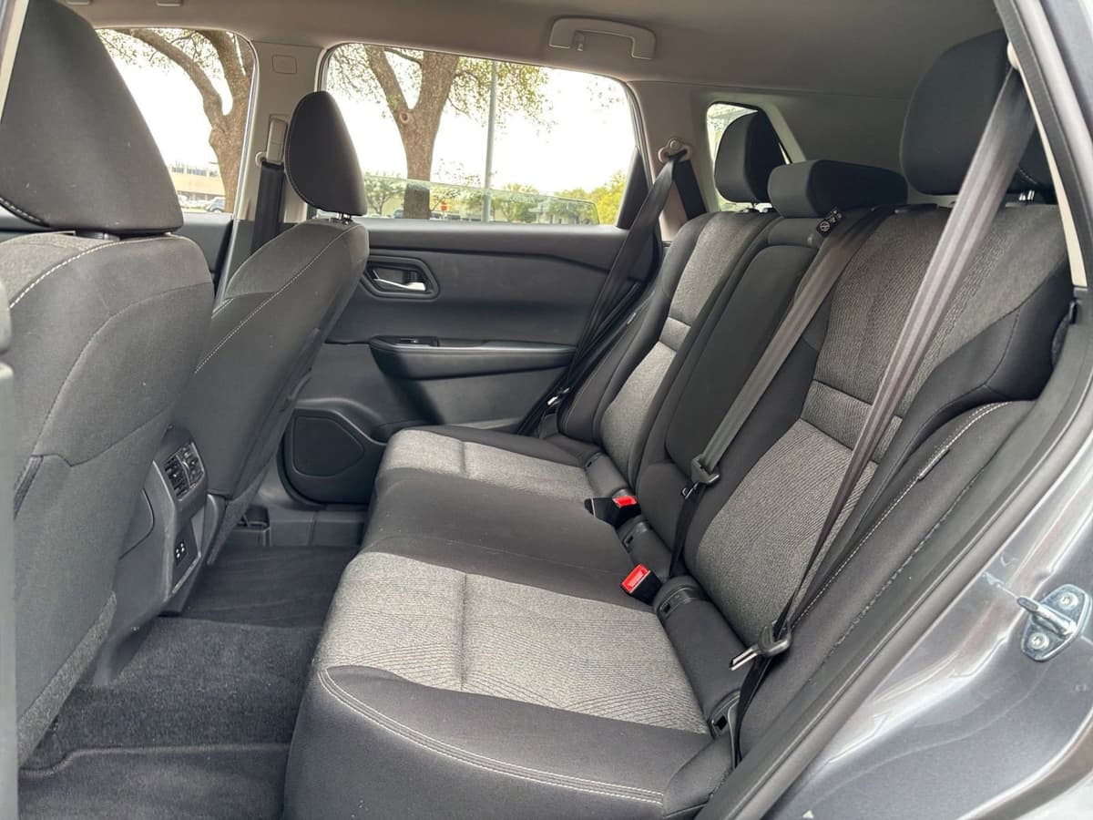 2025 Nissan Rogue - Image 22