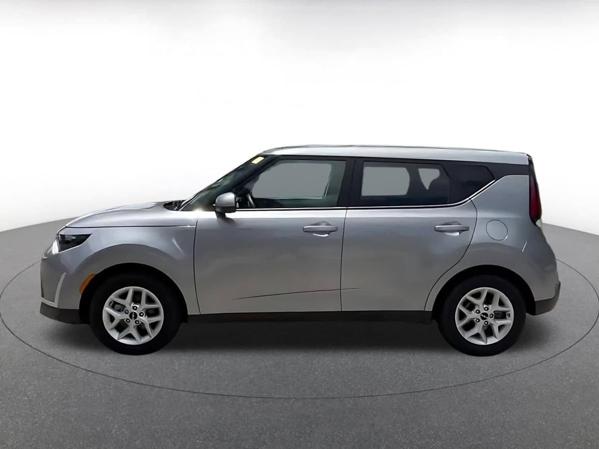 2025 Kia Soul - Image 8