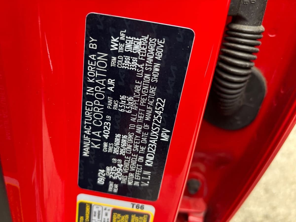 2025 Kia Soul - Image 23