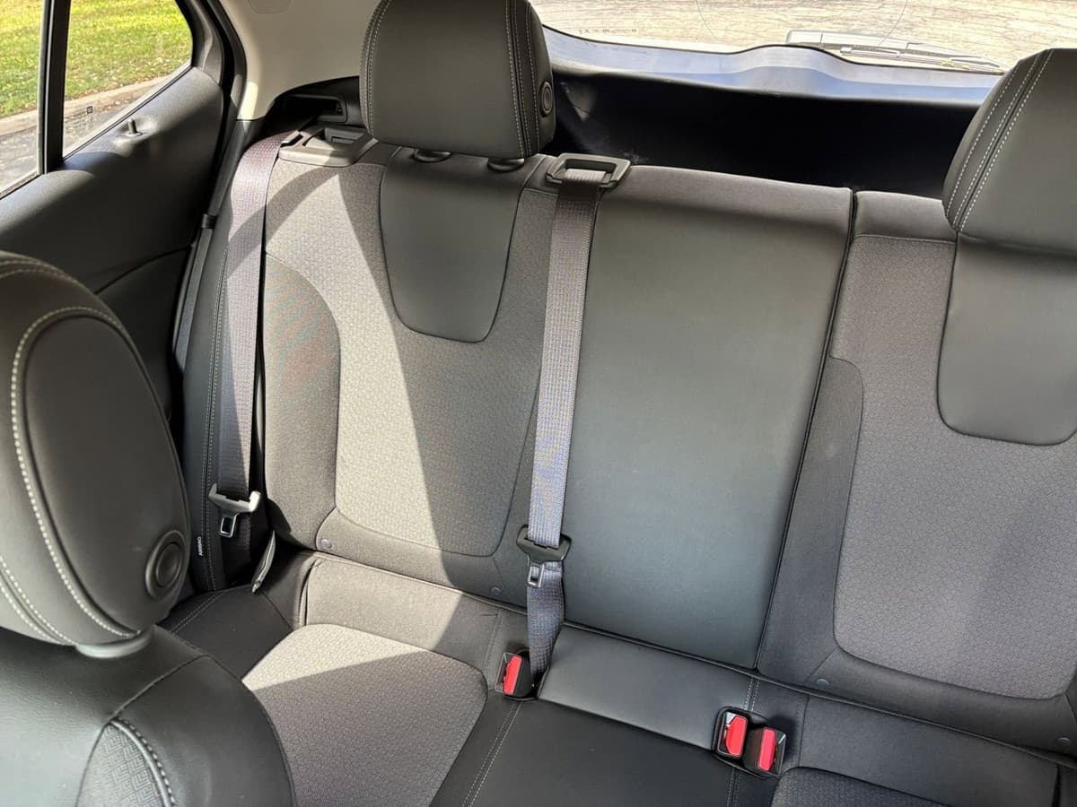 2025 Buick Encore GX - Image 36