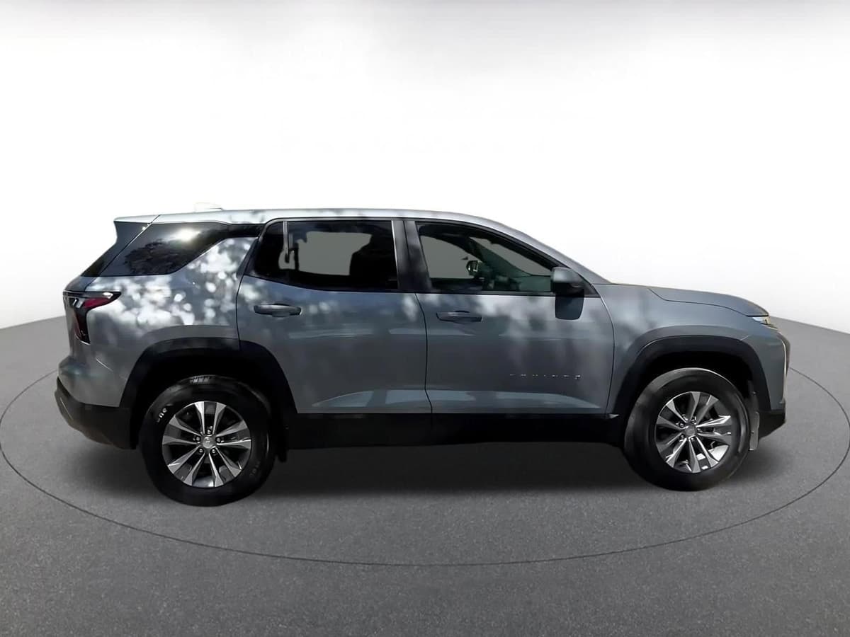 2025 Chevrolet Equinox - Image 16