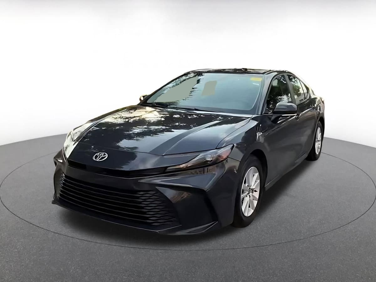 2025 Toyota Camry - Image 6
