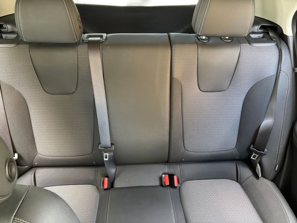2025 Buick Encore GX - Image 33