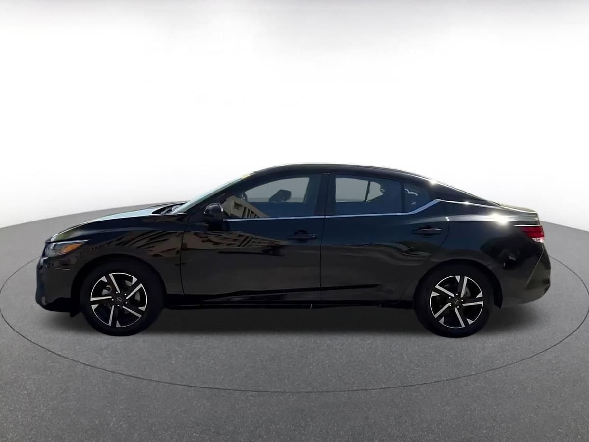 2025 Nissan Sentra - Image 7