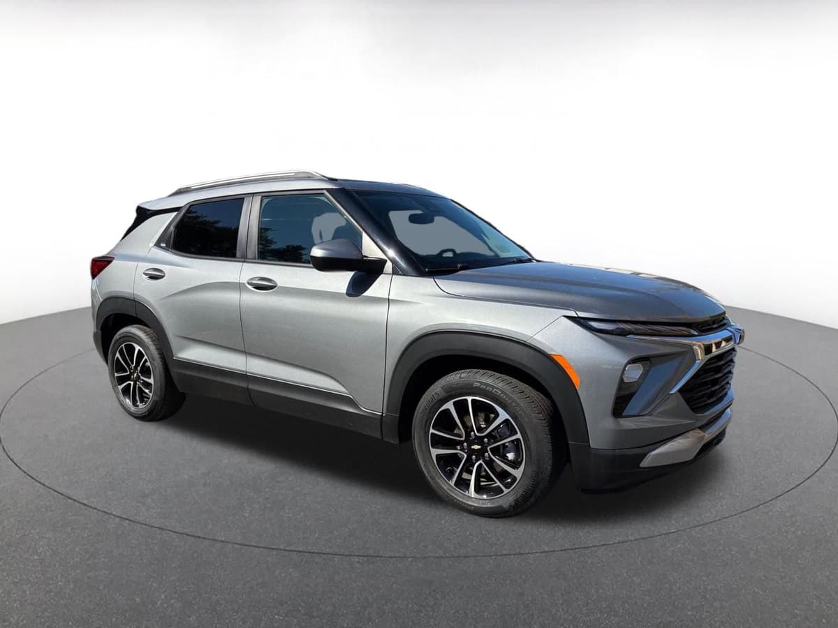 2025 Chevrolet Trailblazer - Image 1