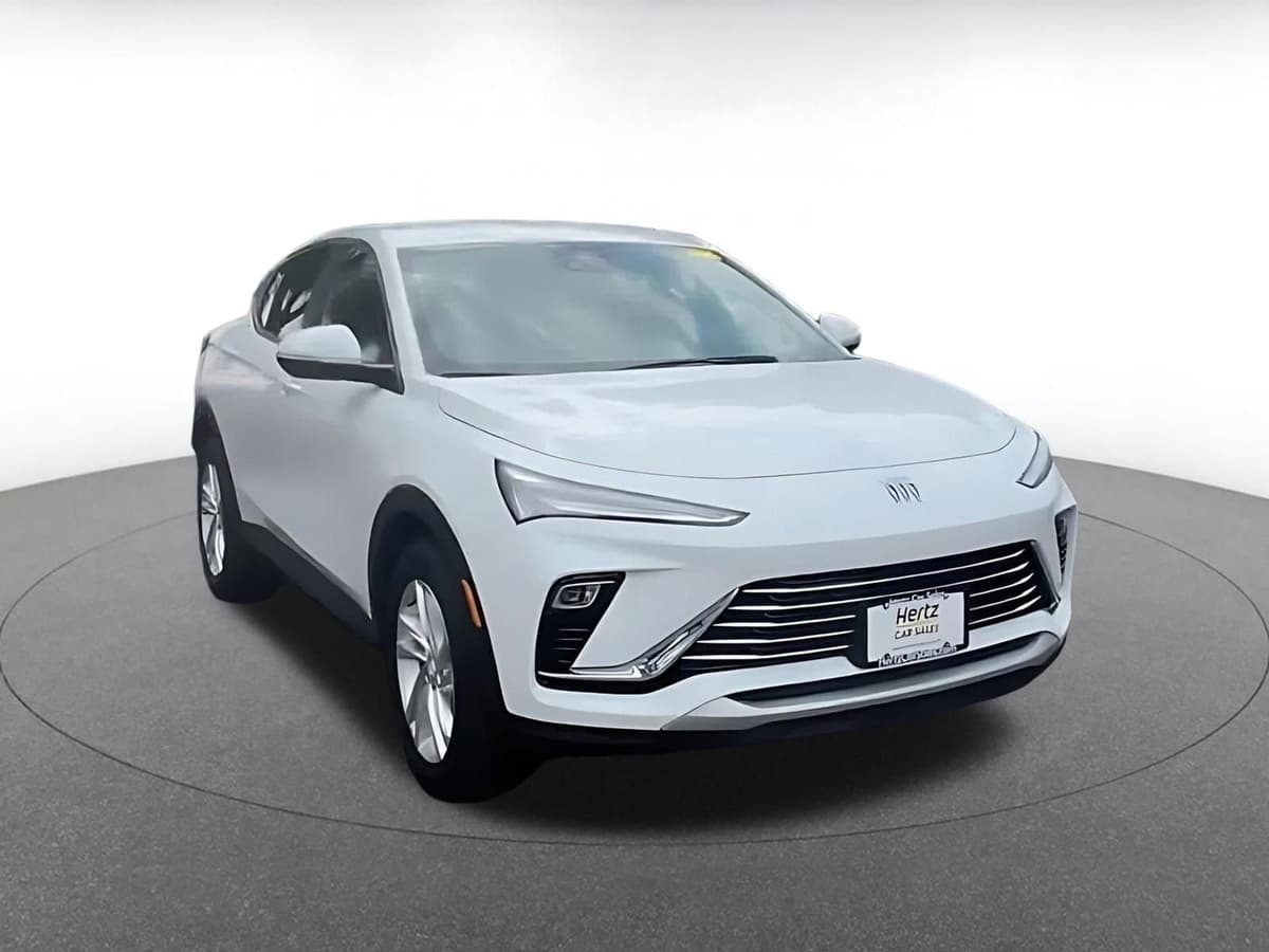 2025 Buick Envista - Image 3