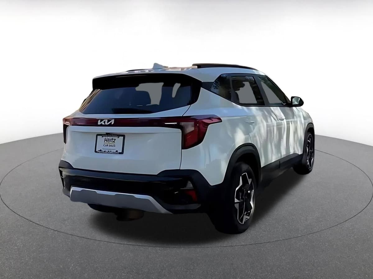 2025 Kia Seltos - Image 13