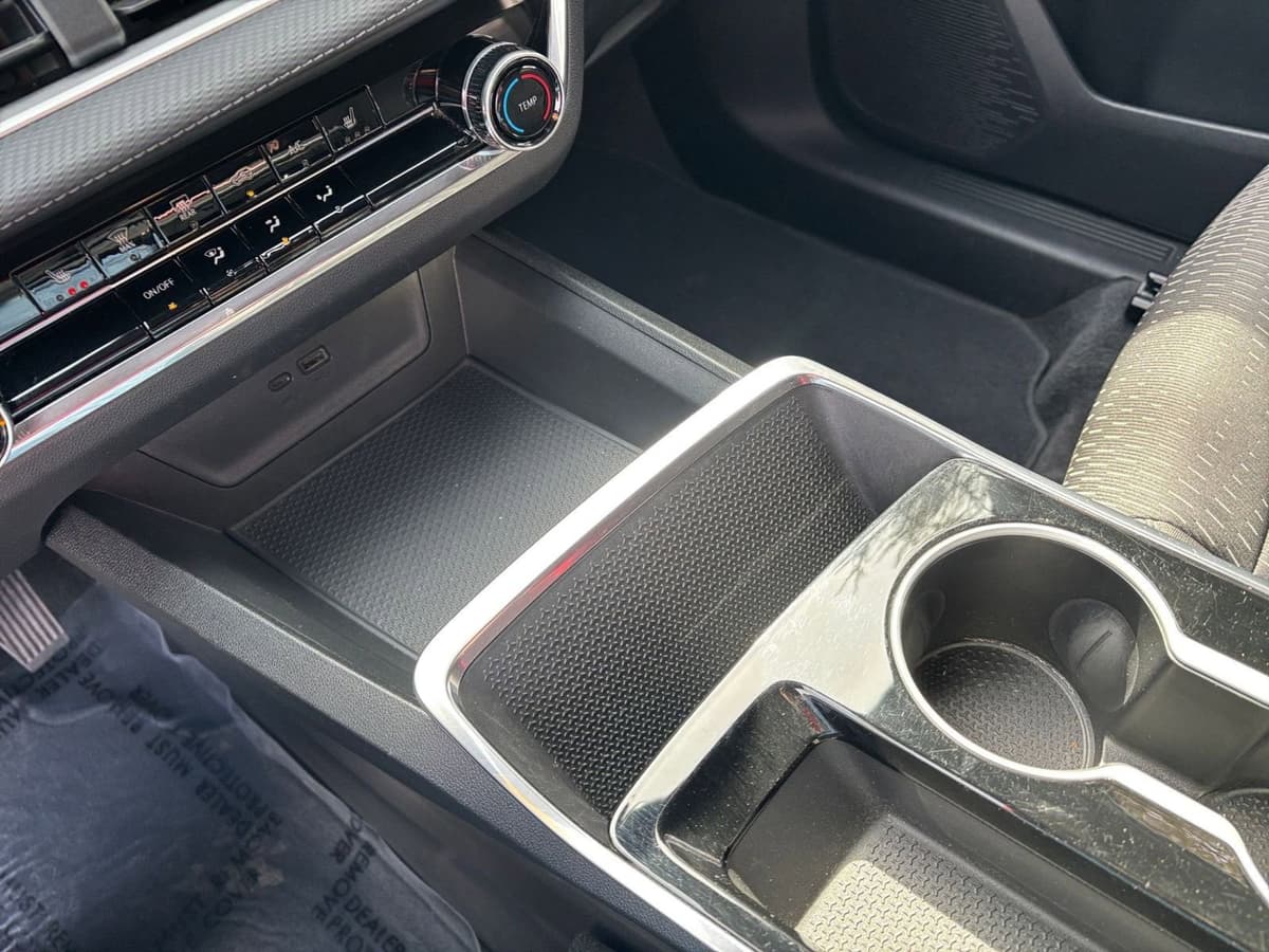 2025 Chevrolet Equinox - Image 36