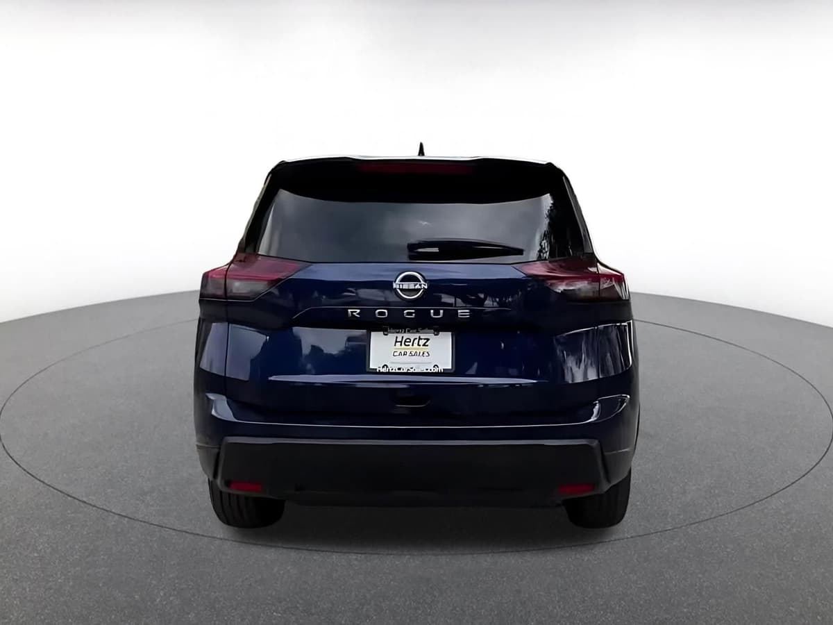 2025 Nissan Rogue - Image 12