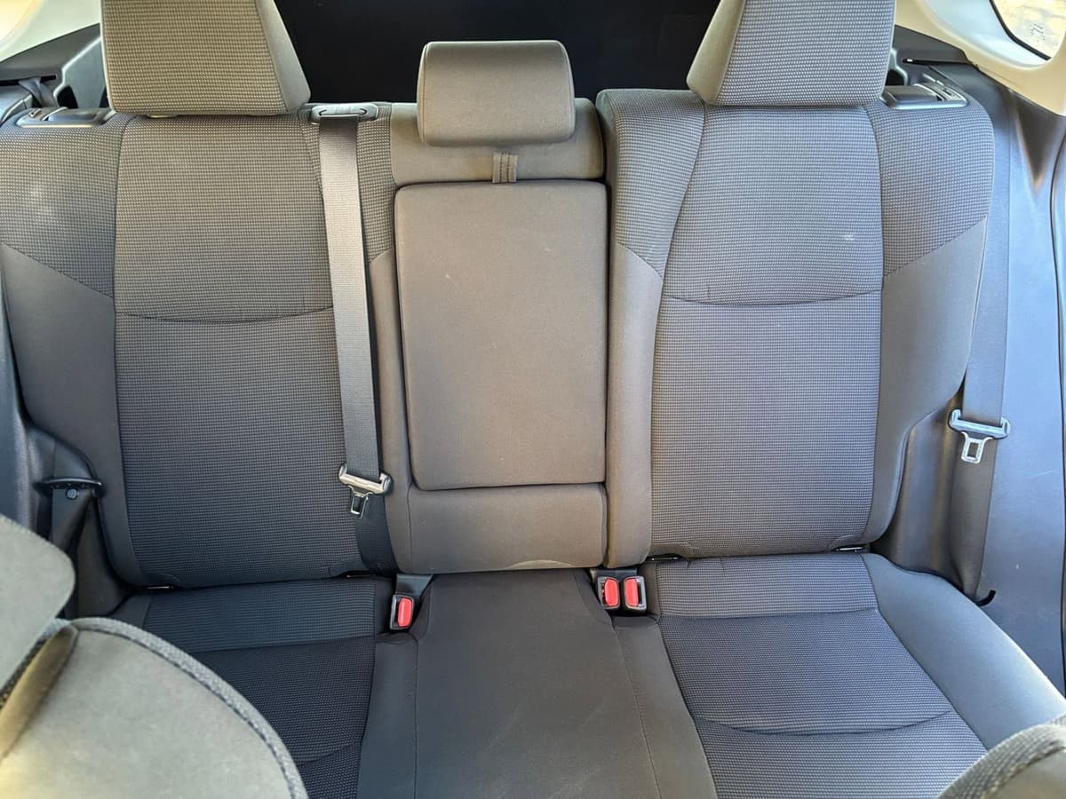 2025 Toyota RAV4 Hybrid - Image 33