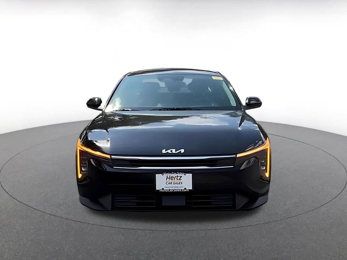 2025 Kia K4 - Image 5
