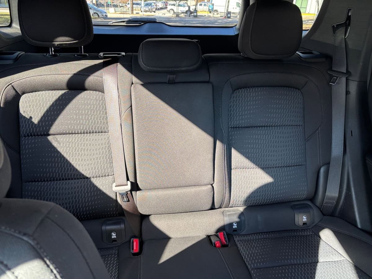 2025 Chevrolet Equinox - Image 32