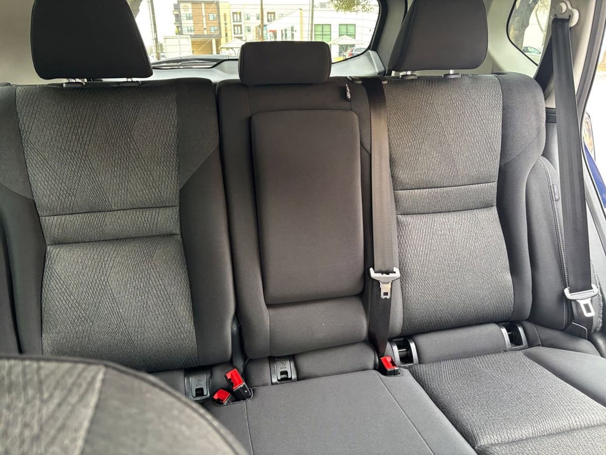 2025 Nissan Rogue - Image 32