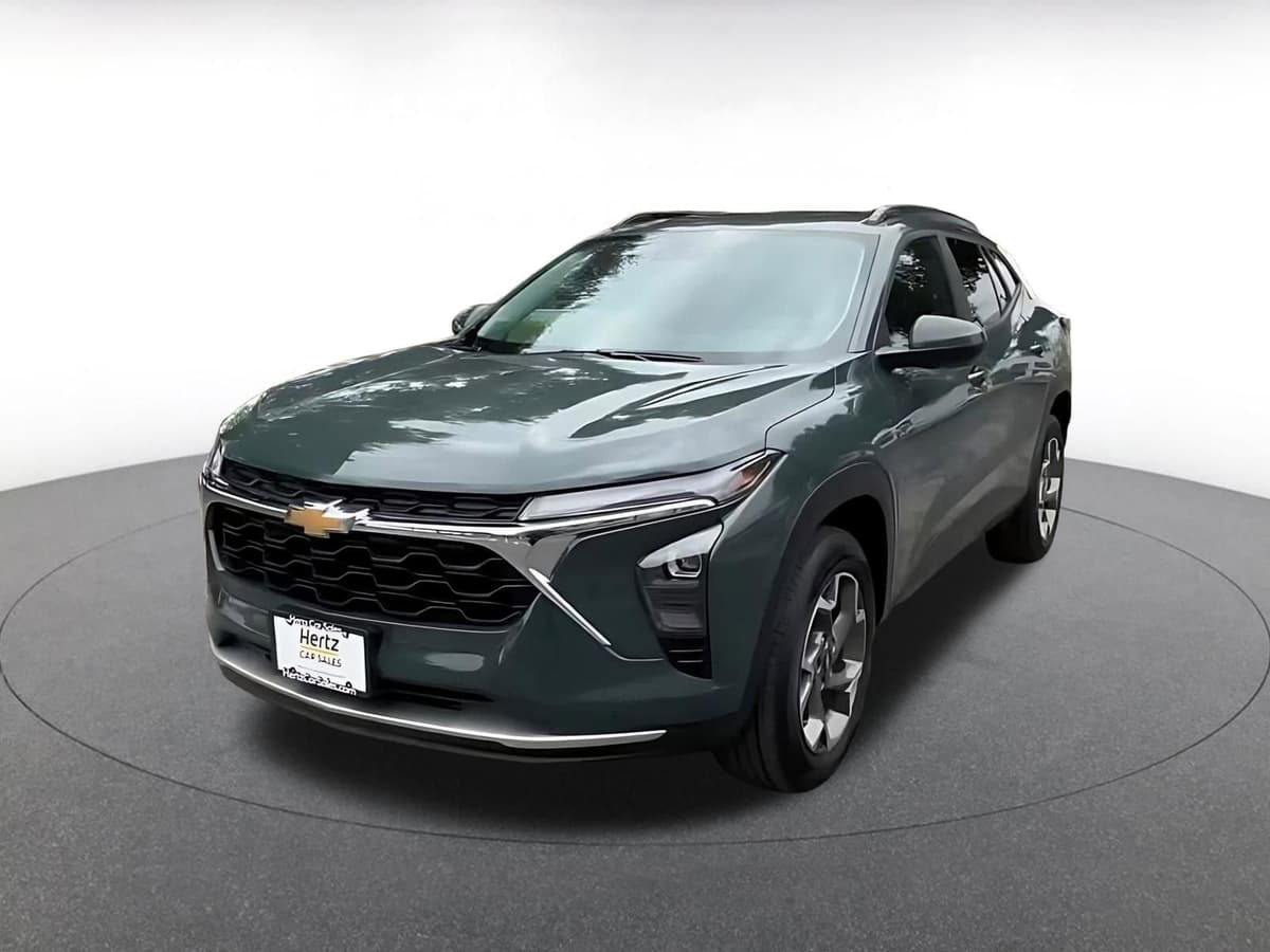 2025 Chevrolet Trax - Image 6