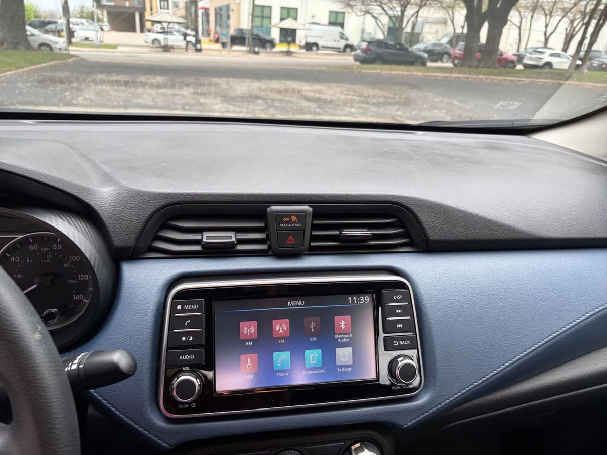 2025 Nissan Versa - Image 17