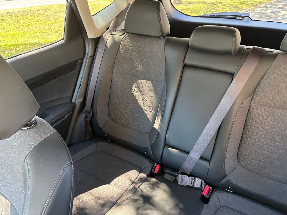 2025 Kia Seltos - Image 34