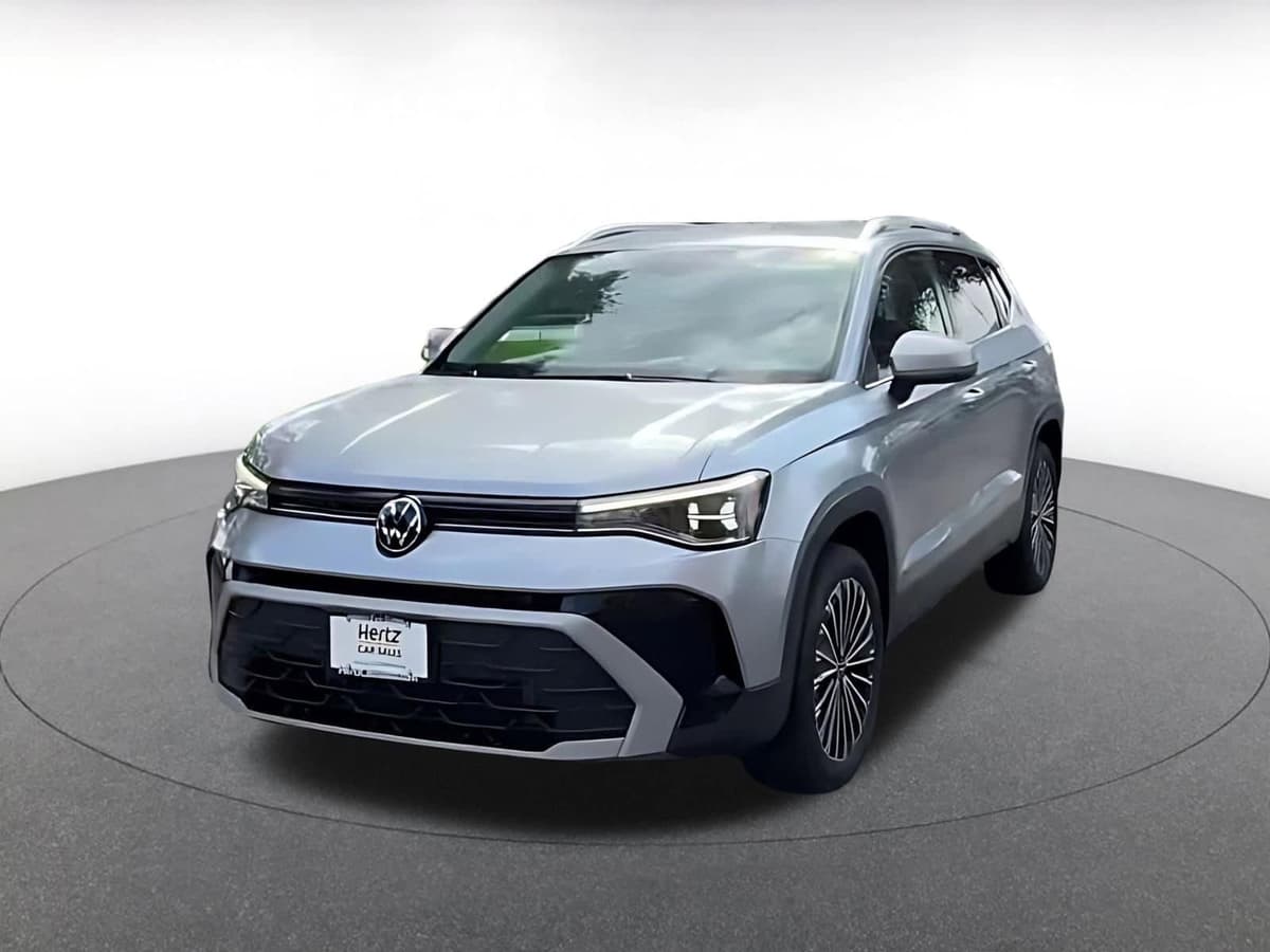 2025 Volkswagen Taos - Image 7
