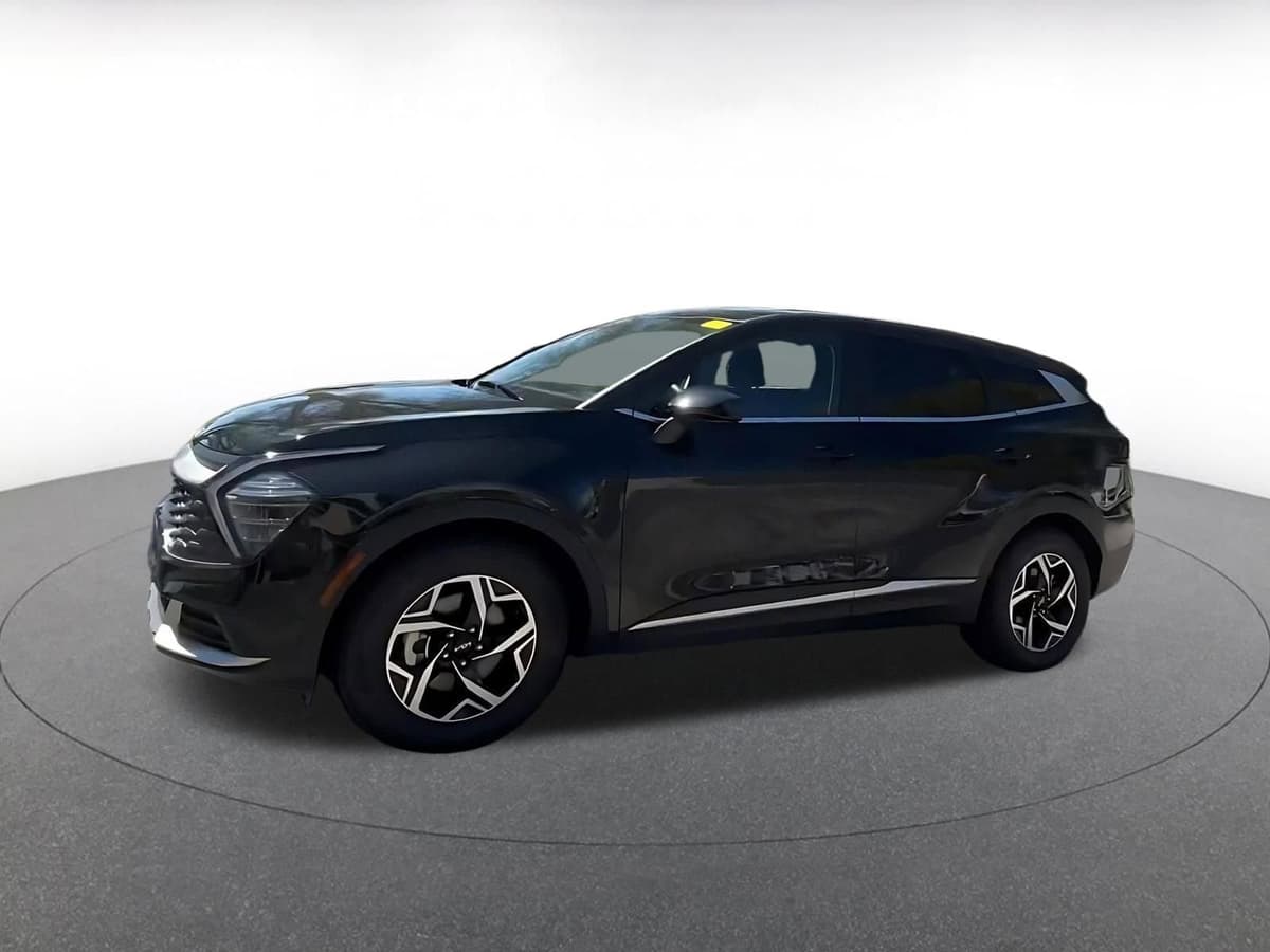 2025 Kia Sportage - Image 7