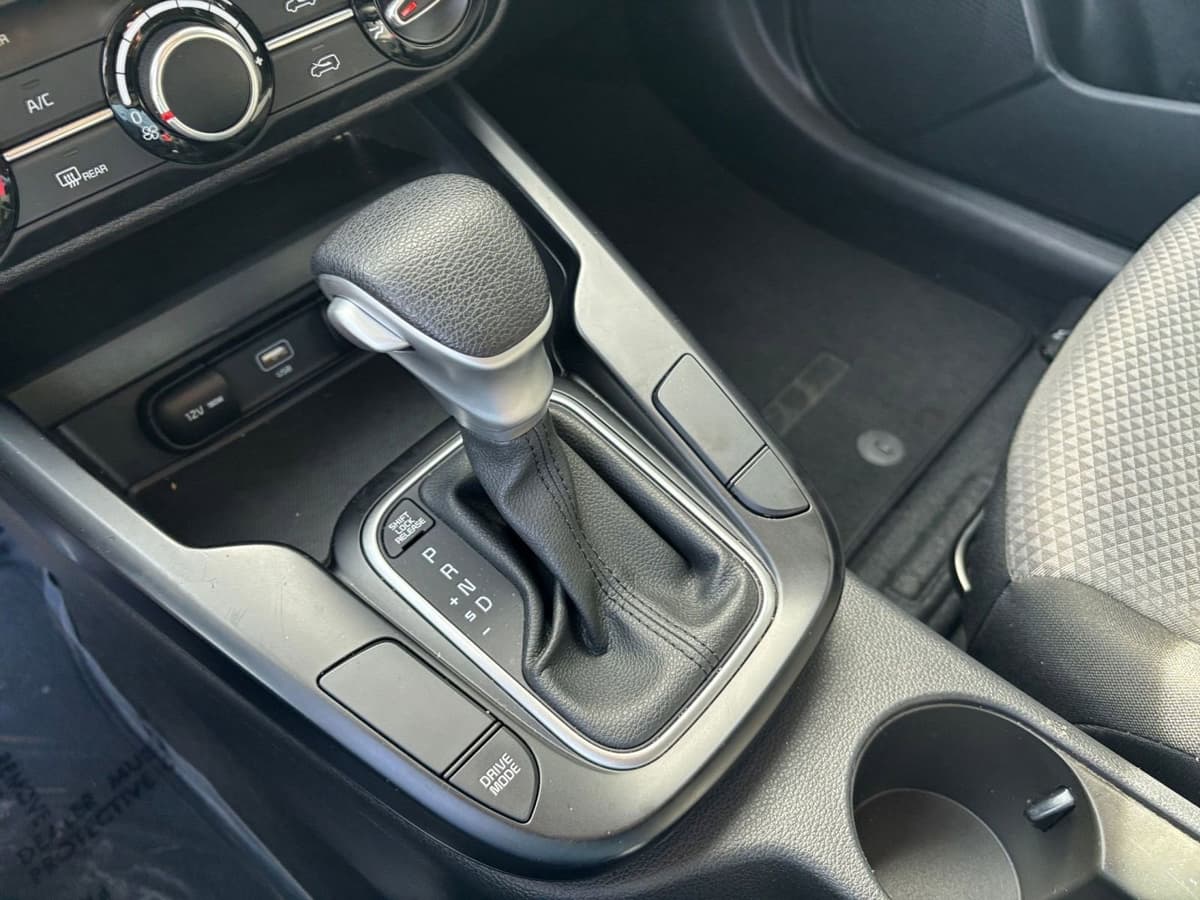 2025 Kia Soul - Image 36