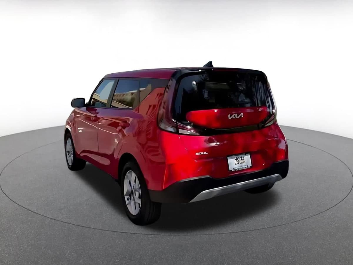2025 Kia Soul - Image 11