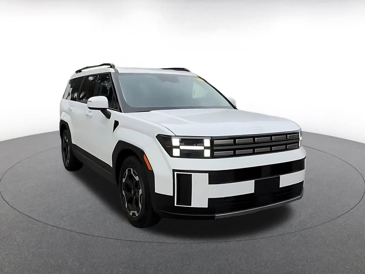 2025 Hyundai Santa Fe - Image 3