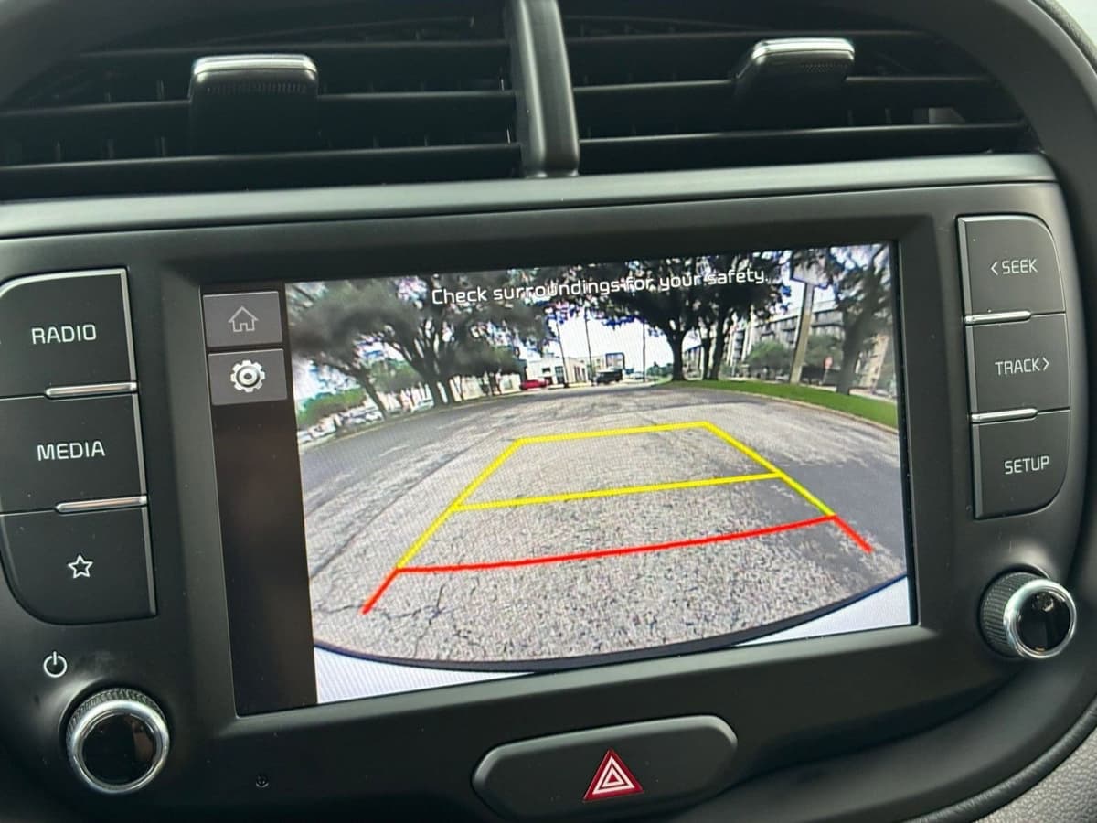 2025 Kia Soul - Image 20