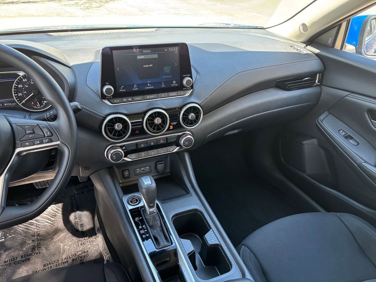 2025 Nissan Sentra - Image 30
