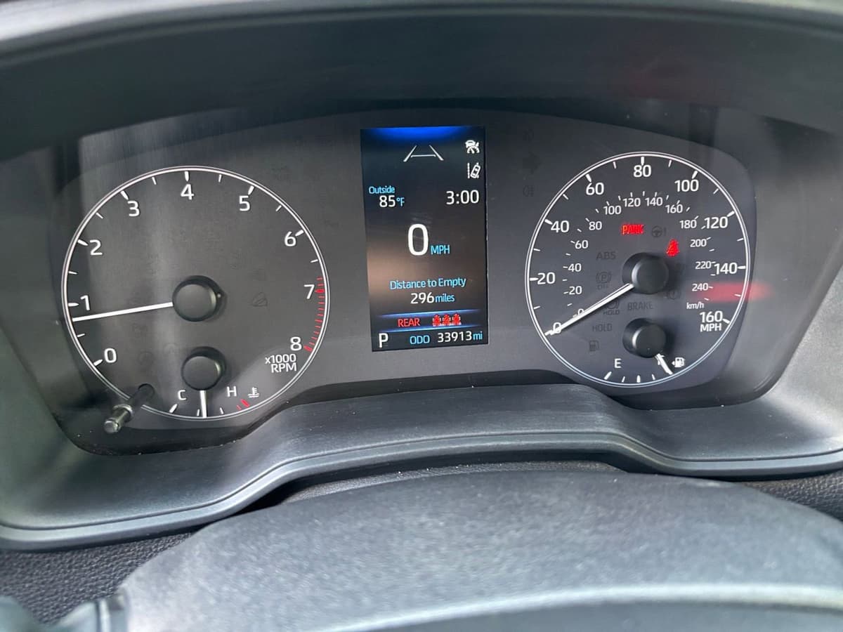 2025 Toyota Corolla Cross - Image 35