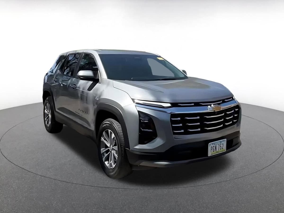 2025 Chevrolet Equinox - Image 3