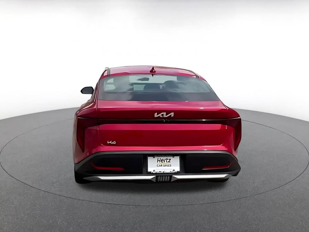 2025 Kia K4 - Image 12