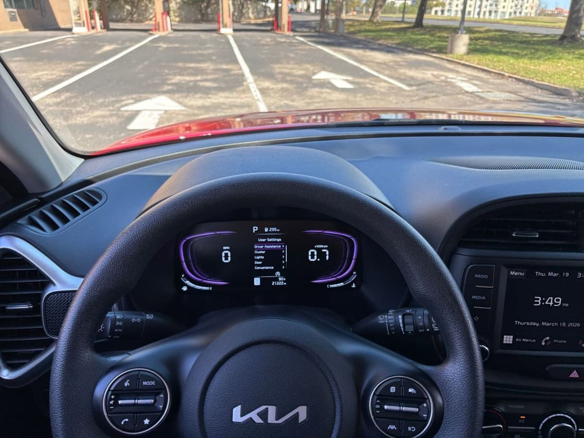 2025 Kia Soul - Image 29