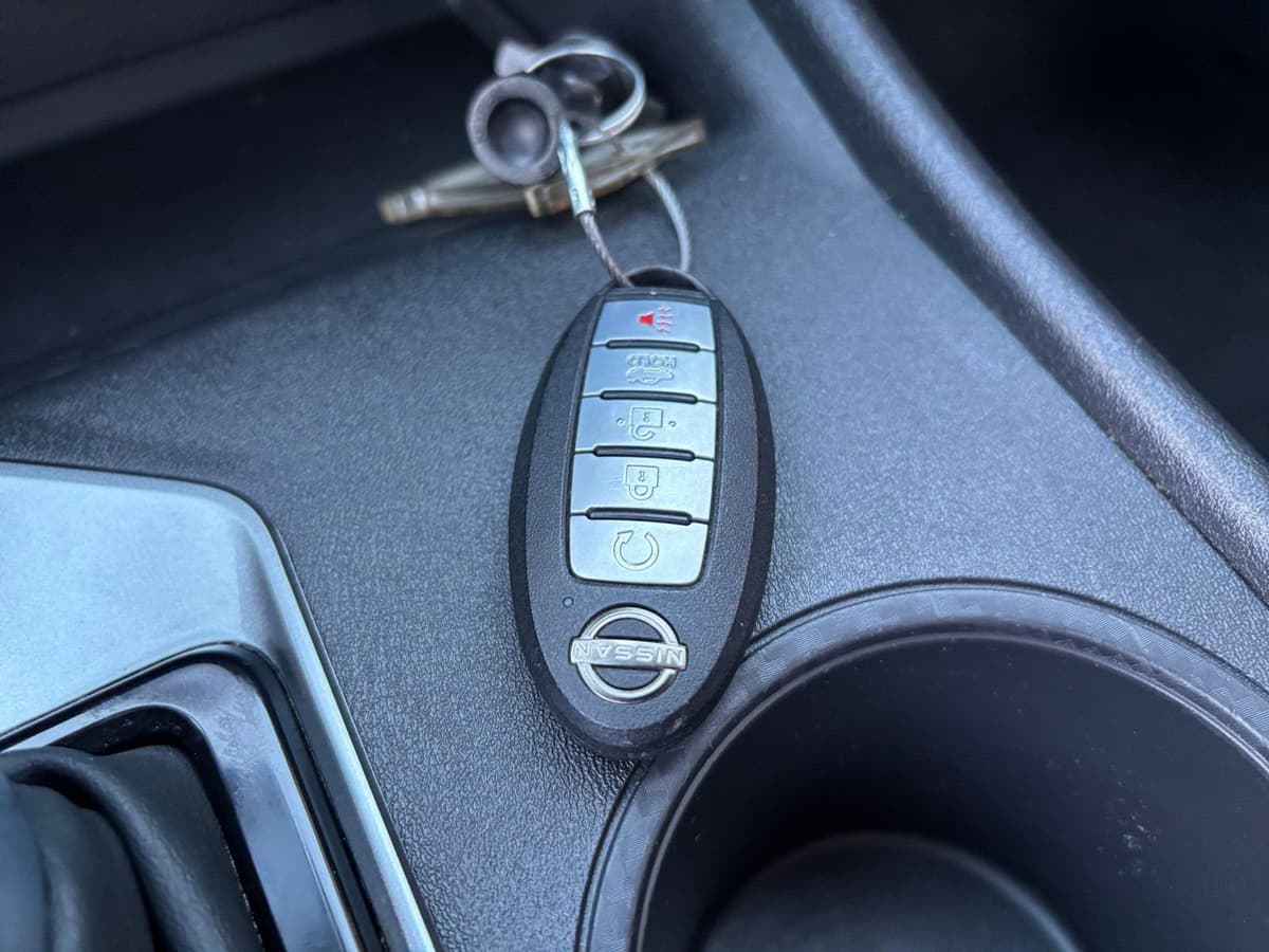 2025 Nissan Altima - Image 18