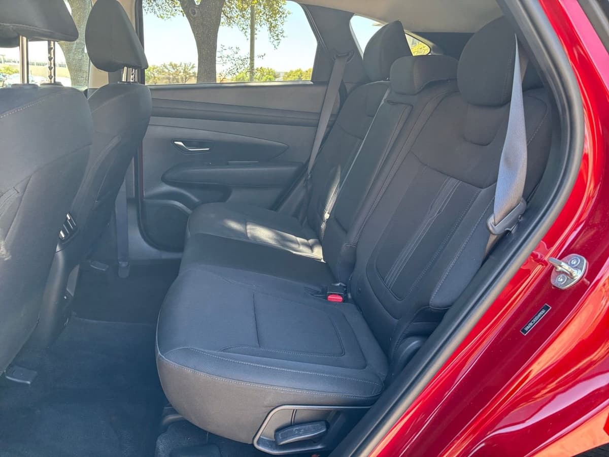 2025 Hyundai Tucson - Image 21