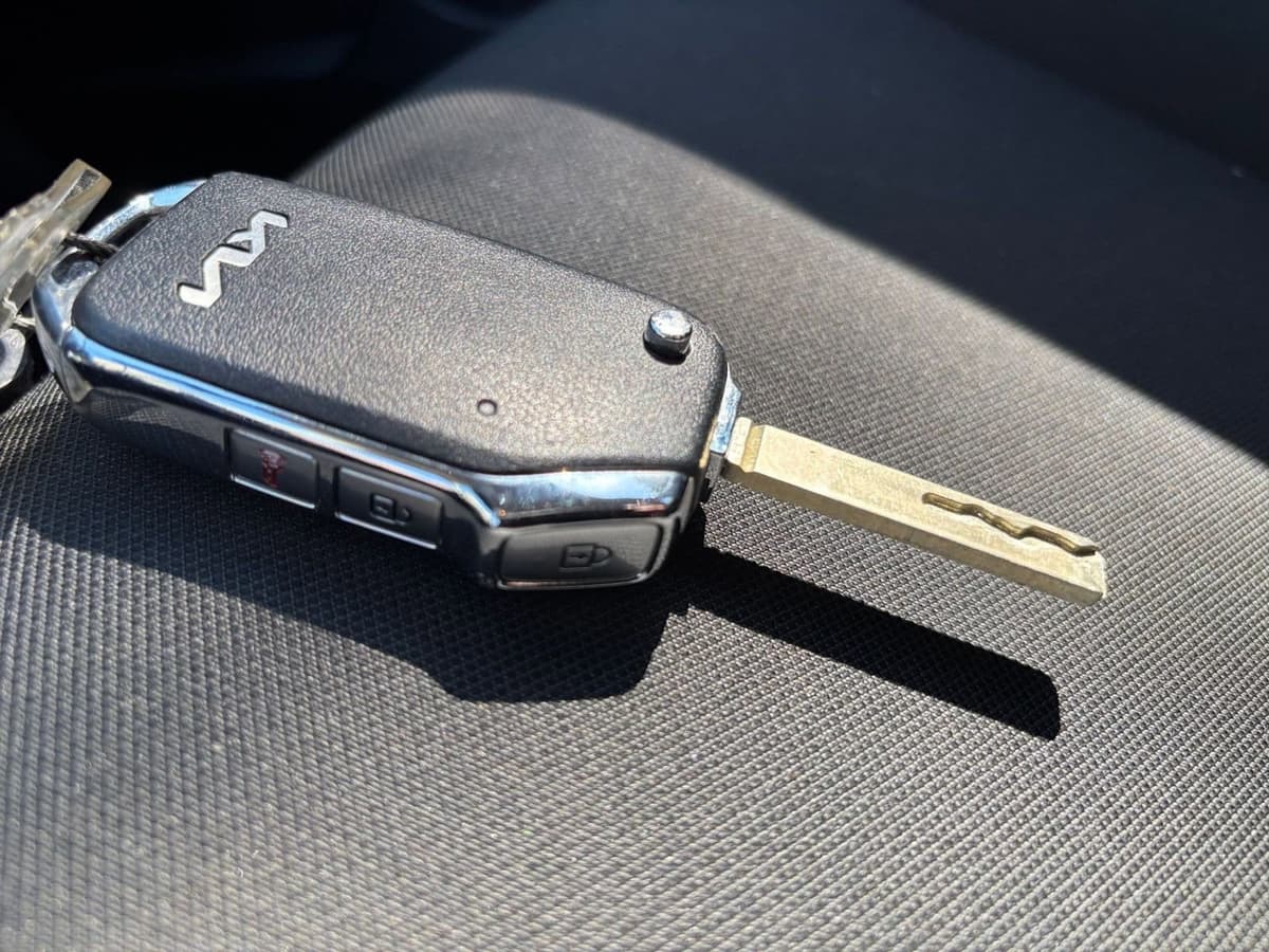 2025 Kia Sportage - Image 18