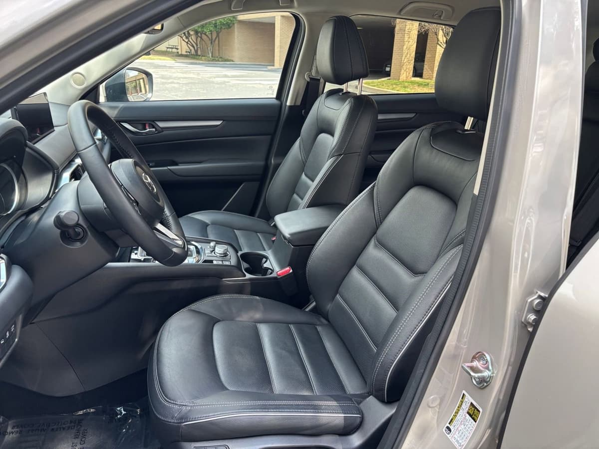 2025 Mazda CX-5 - Image 31