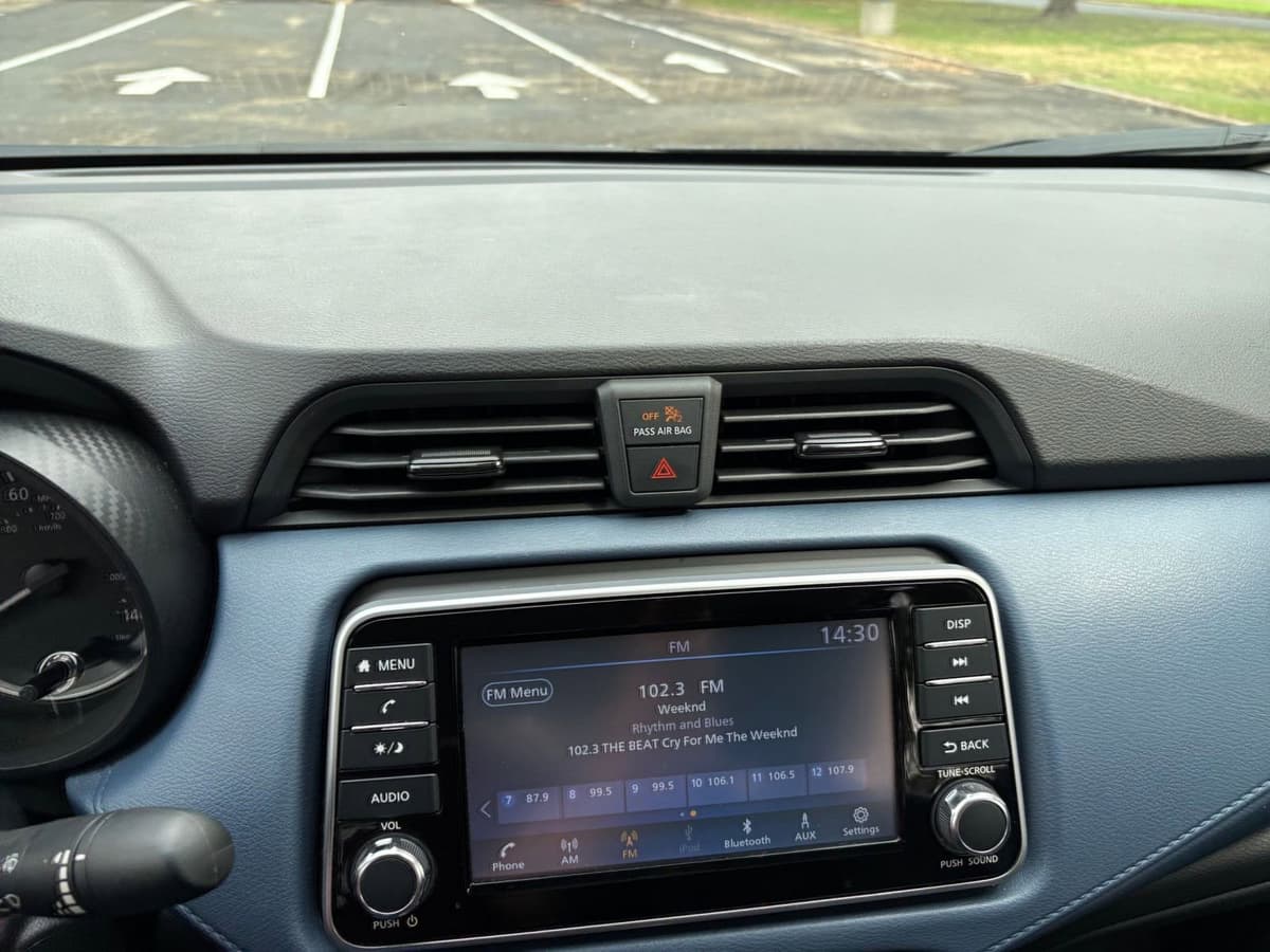 2025 Nissan Versa - Image 17