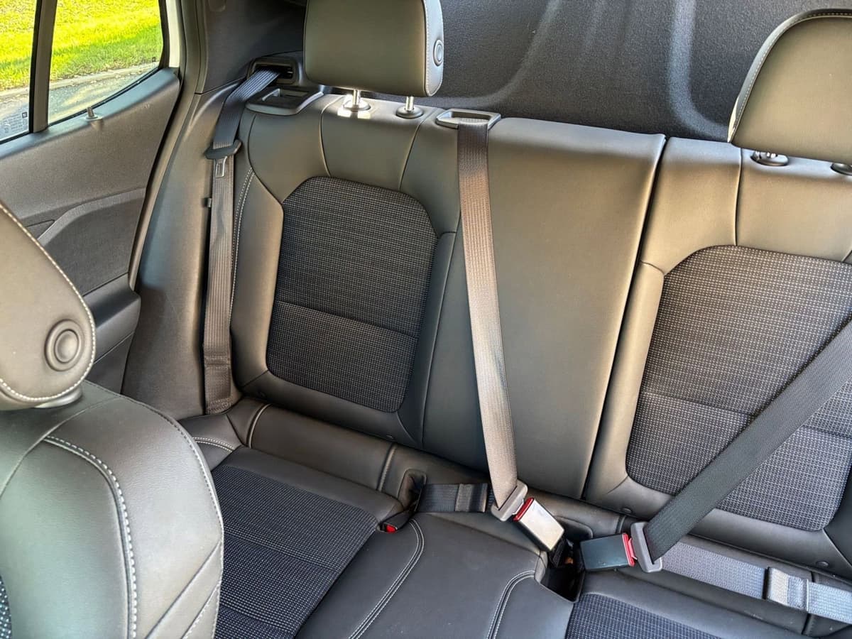 2025 Buick Envista - Image 34