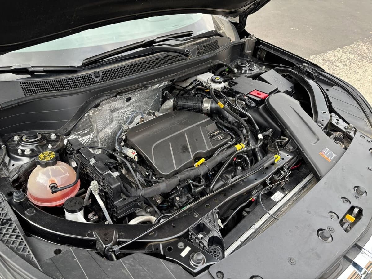 2025 Chevrolet Trax - Image 26