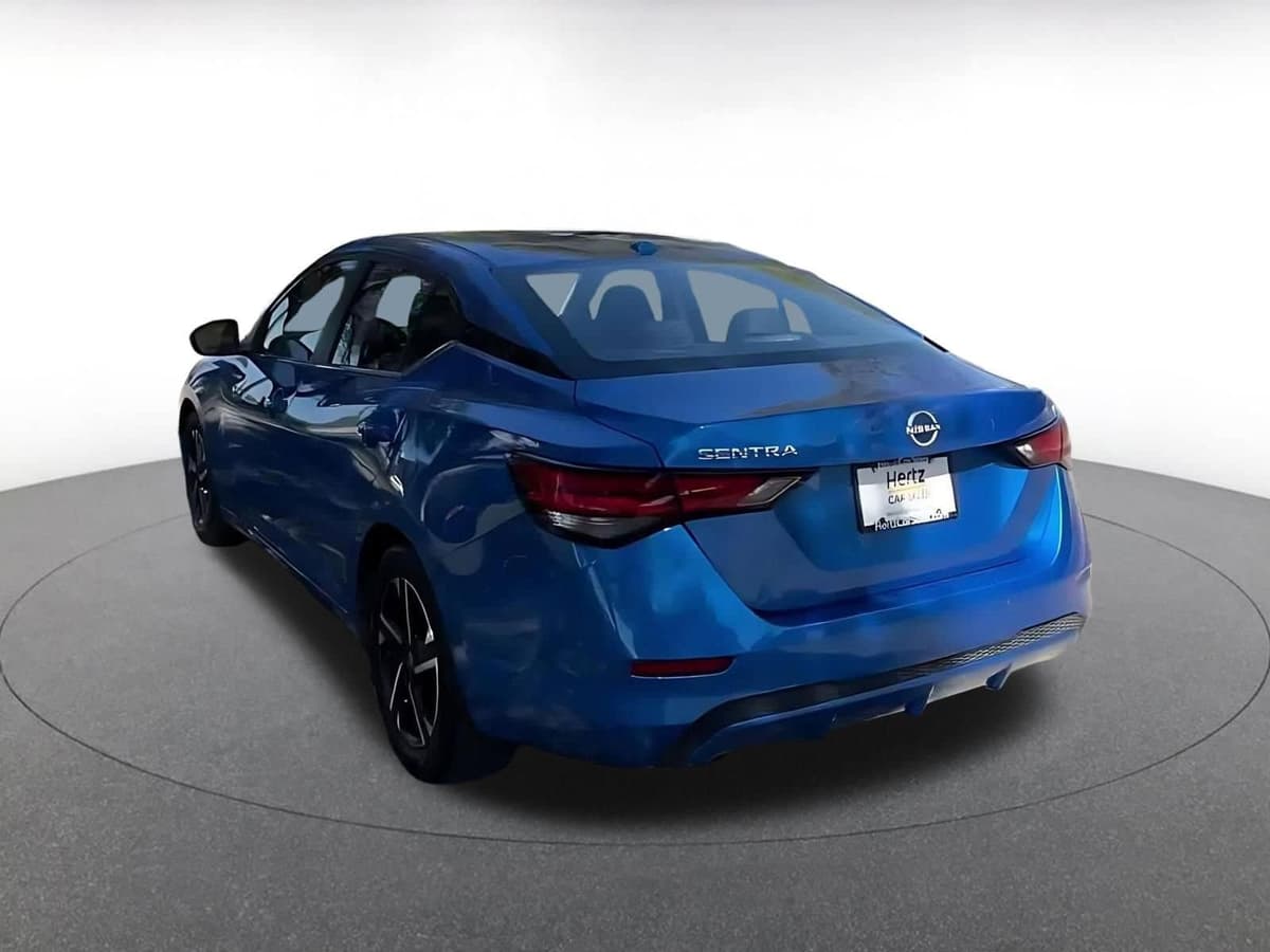 2025 Nissan Sentra - Image 11