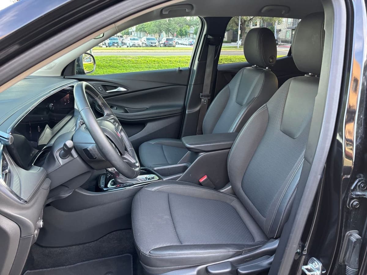 2025 Buick Encore GX - Image 31