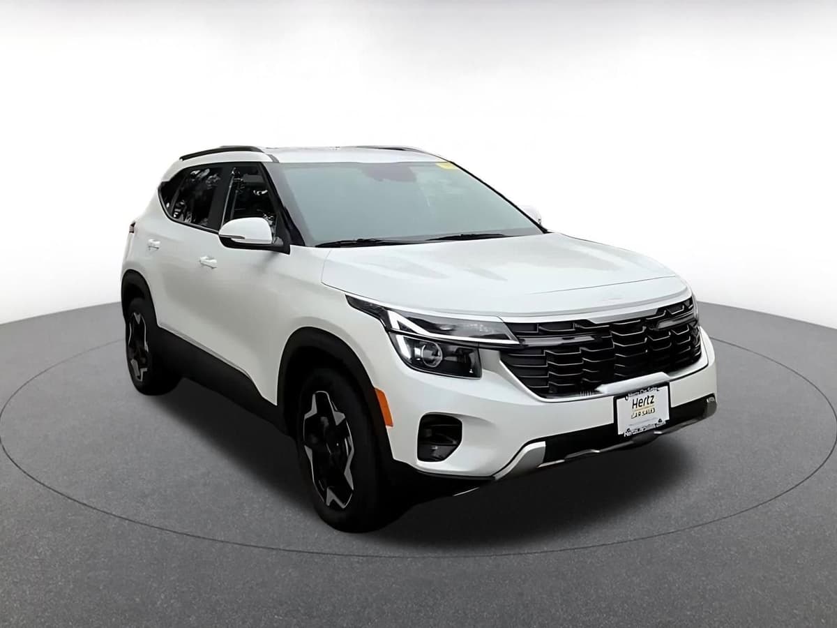 2025 Kia Seltos - Image 3