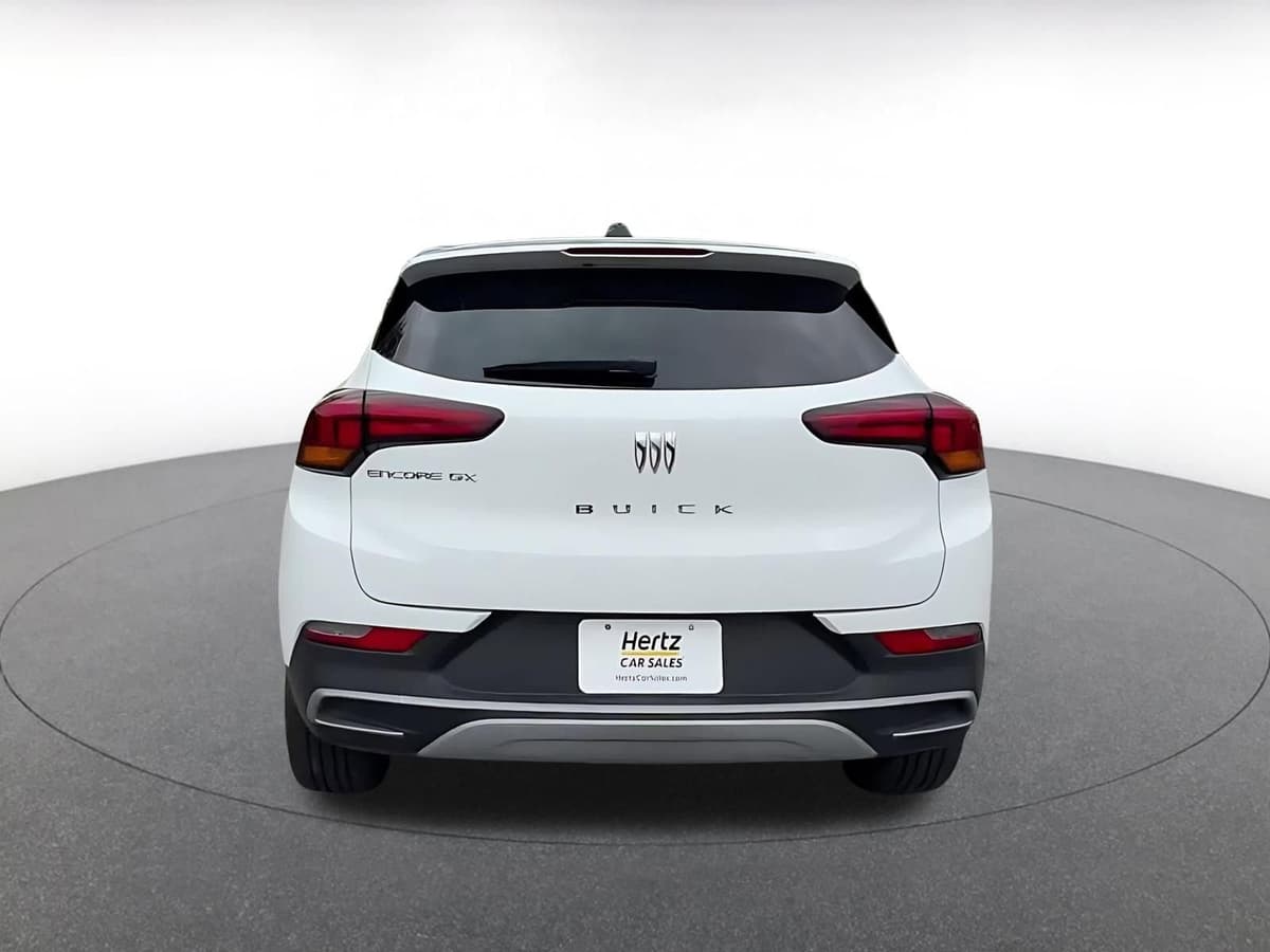 2025 Buick Encore GX - Image 9