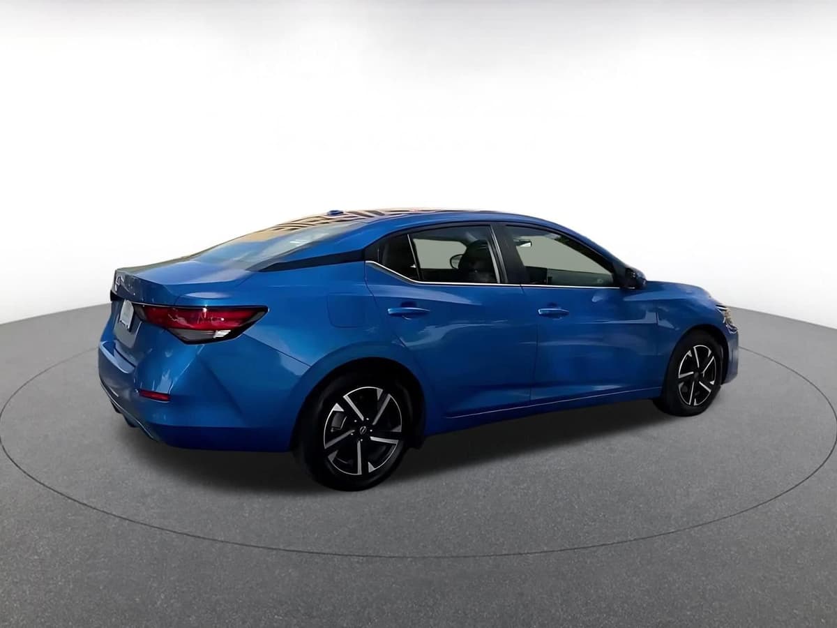 2025 Nissan Sentra - Image 15
