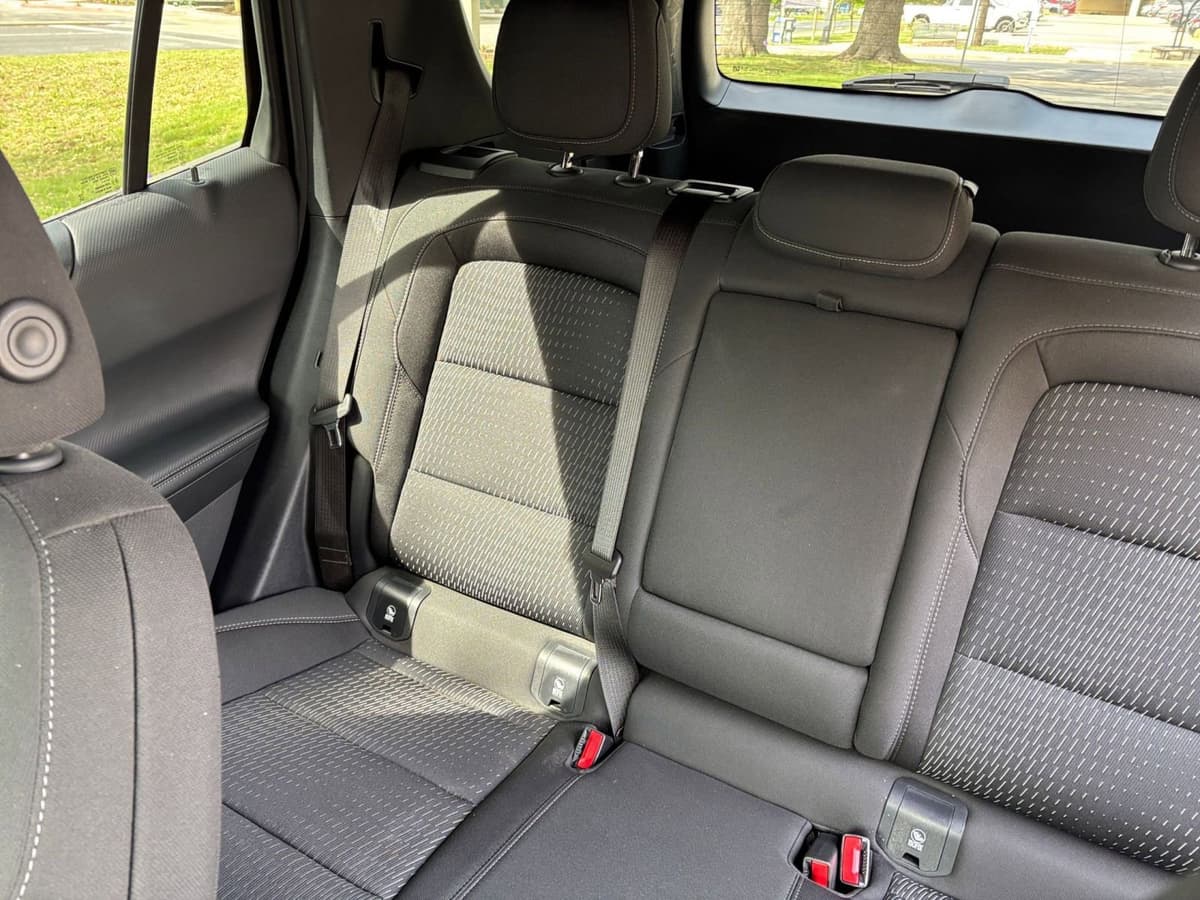 2025 Chevrolet Equinox - Image 34