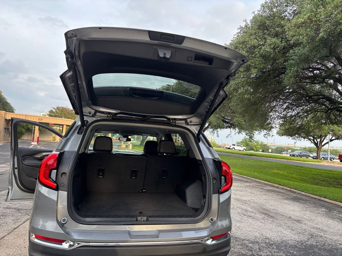 2024 GMC Terrain - Image 26