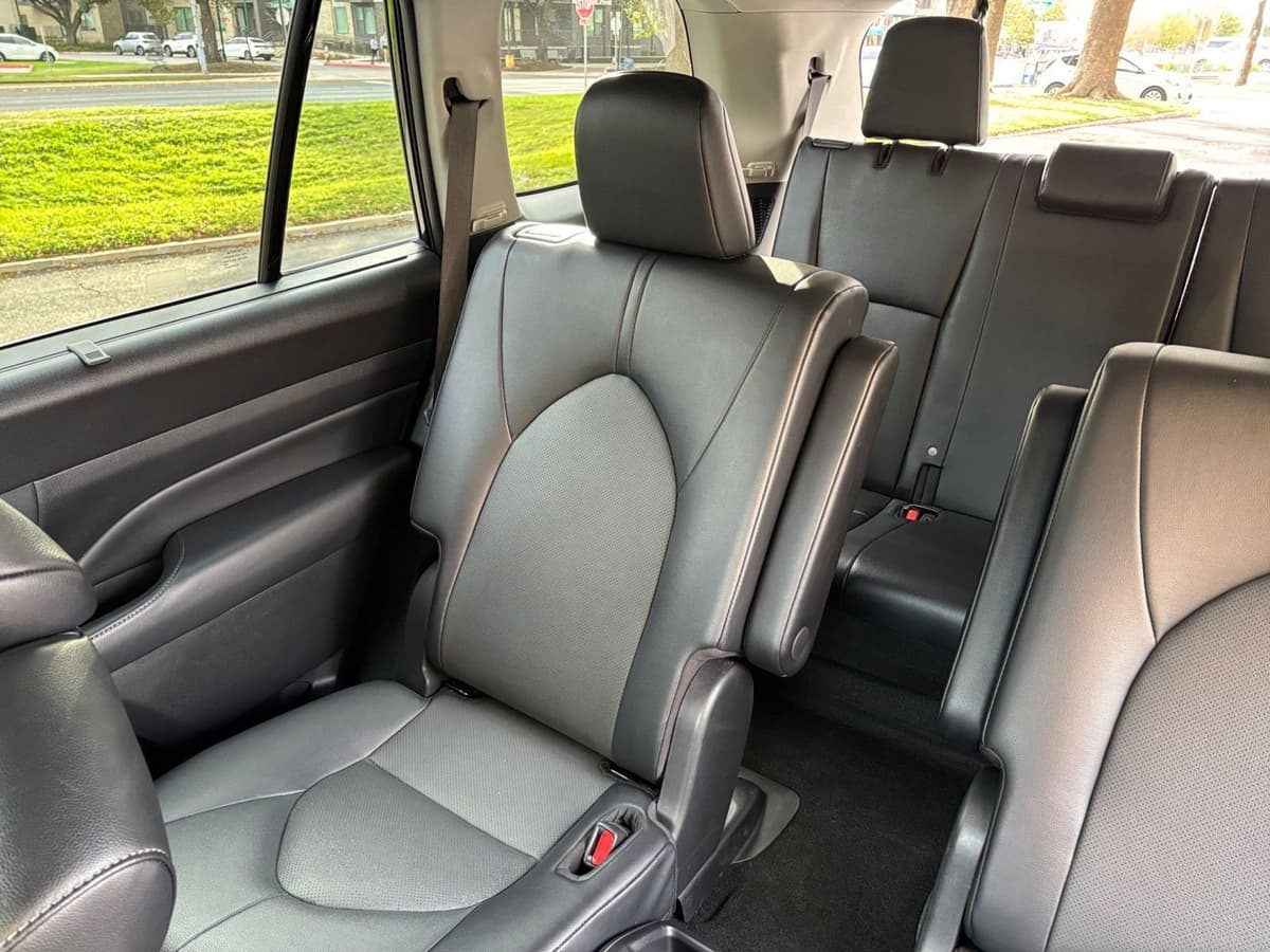 2025 Toyota Grand Highlander - Image 33