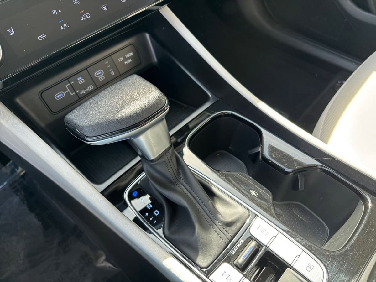 2025 Hyundai Tucson - Image 36